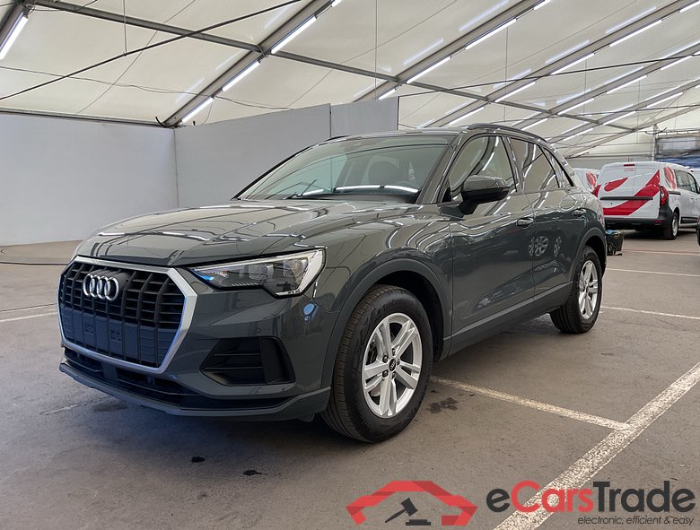 AUDI Q3 Audi Q3  Business Edition Attraction 35 TFSI  110(150) kW(ch) S tronic #1