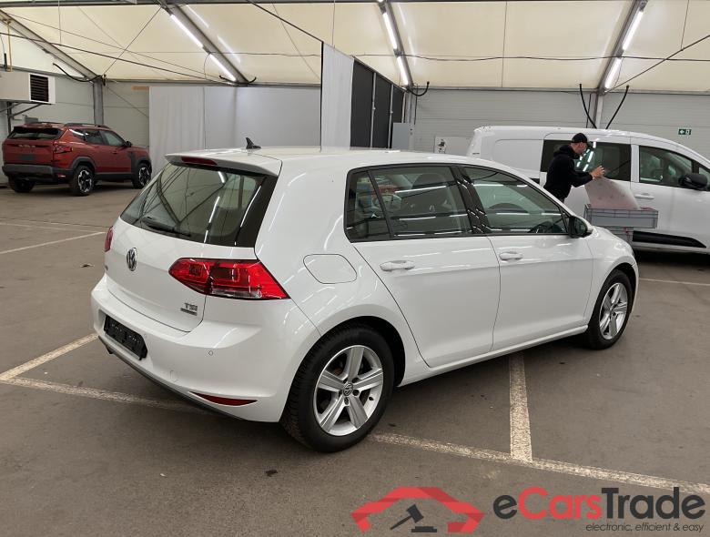 VOLKSWAGEN Golf VII Golf  Highline 1.2 TSI BlueMotion Technology 77 kW (105 ch) 6 vitesses manuel #2