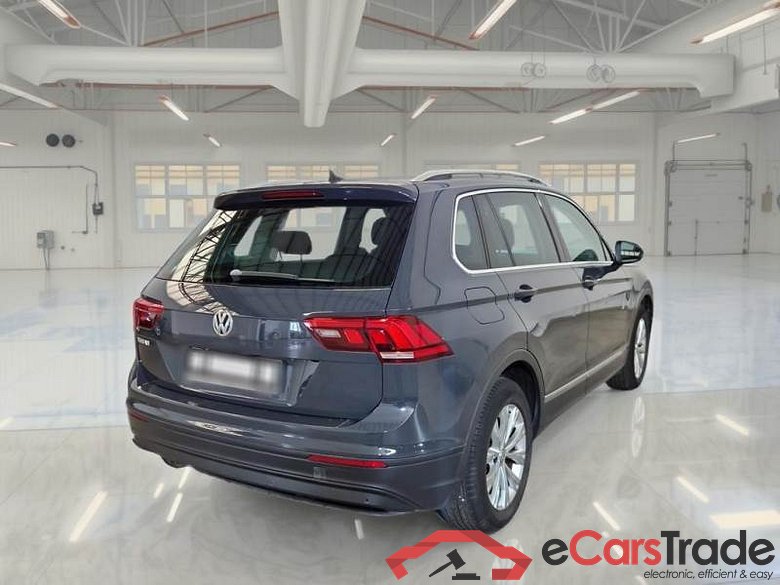 Volkswagen 69 VOLKSWAGEN TIGUAN / 2016 / 5P / SUV 1.6 TDI SCR BUSINESS BMT #2