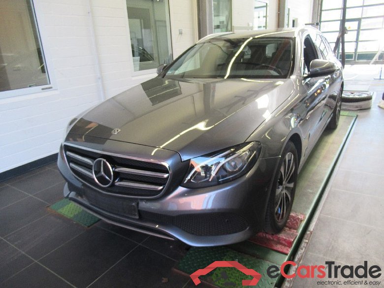 MERCEDES-BENZ E-Klasse 300 de T 9G-TRONIC Avantgarde