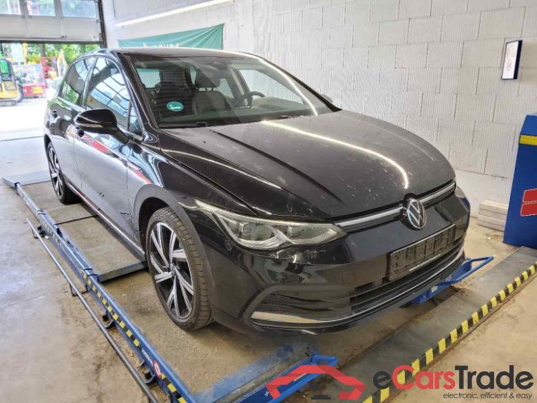 Volkswagen Golf VIII Lim. (CD1)(12.2019->2024) DE - LimS5 1.5 eTSI Mildhybrid EU6d, Style OPF (EURO 6d), 2020 - 2024 #2