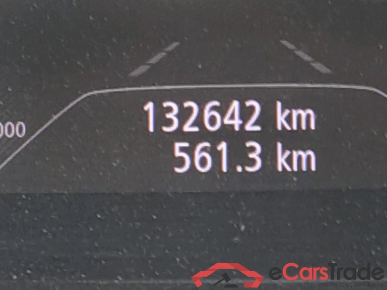 Renault Zen Energy dCi 81kW (110CV) RENAULT Scénic / 2016 / 5P / monovolumen compacto Zen Energy dCi 81kW (110CV) #5