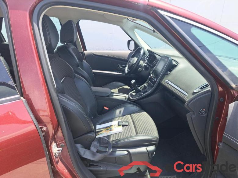 Renault Zen Energy dCi 81kW (110CV) RENAULT Scénic / 2016 / 5P / monovolumen compacto Zen Energy dCi 81kW (110CV) #6