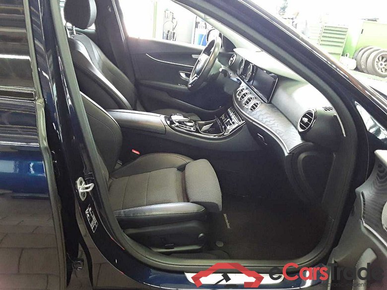 Mercedes_benz Avantgarde E 220 d T #5
