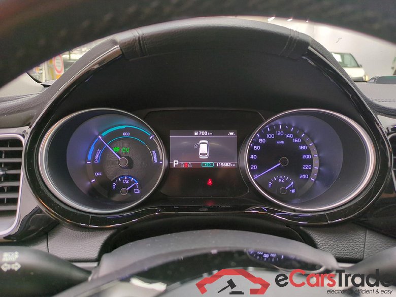 Kia 1.6 GDI ISG PHEV ACTIVE SW DCT7 KIA ceed / 2018 / 5P / Break 1.6 GDI ISG PHEV ACTIVE SW DCT7 #6