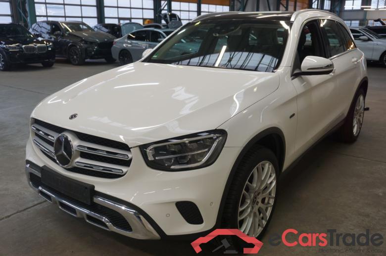 Mercedes GLC ´15 GLC -Klasse GLC 300 e 4Matic (253.953) 2.0 235KW AT9 E6d #1
