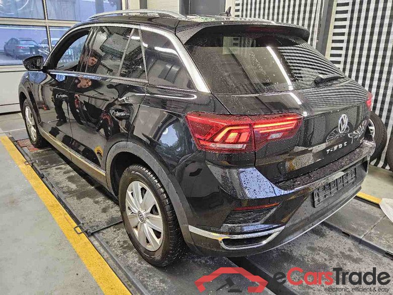Volkswagen T-Roc (A11)(09.2017->2021) DE - SUV5 2.0 TDI EU6d-T, Sport 4Motion (EURO 6d-TEMP), 2019 - 2020 #4