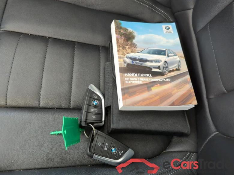 BMW 3 Serie T '18 BMW 3 Serie Touring 330e 5d #4