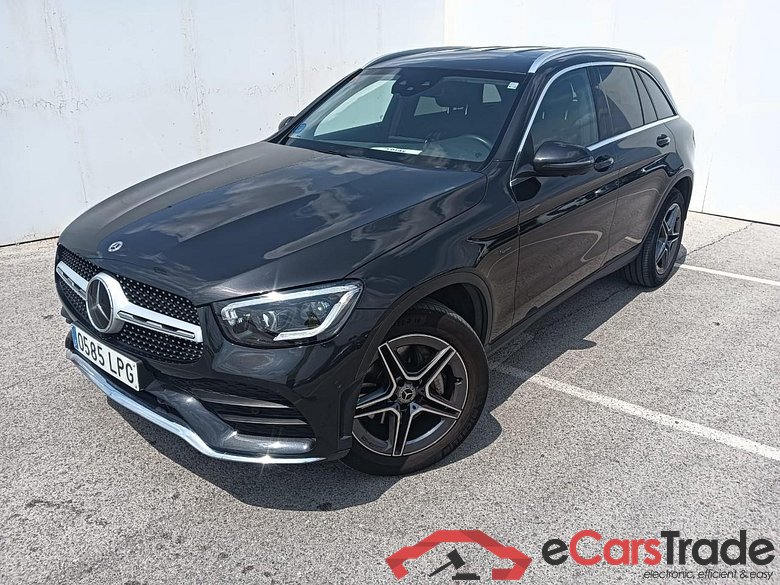 Mercedes GLC 300 e 4MATIC Clase GLC GLC 300 e 4Matic (253.953)AMG 2.0 AMG Line 320CV E6d #1