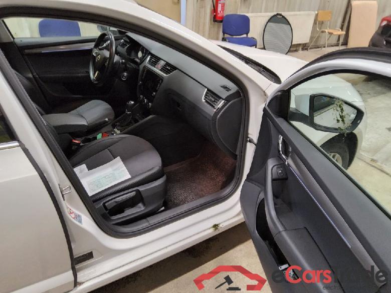 Skoda Octavia Combi - alt Octavia Combi Style 2.0 TDI 110KW AT7 E6dT #4