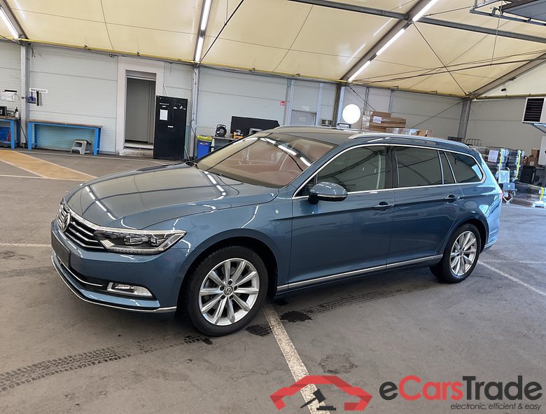 VOLKSWAGEN Passat SW Passat Highline Business 1.5 TSI ACT 110 kW (150 ch) 7 vitesses DSG