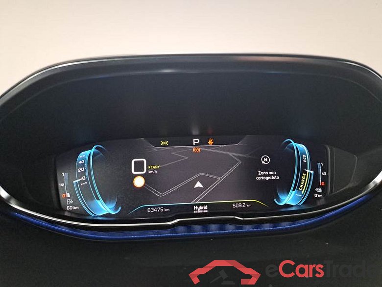 Peugeot 11 PEUGEOT 3008 / 2020 / 5P / SUV HYBRID4 300 E-EAT8 GT AUT. #4