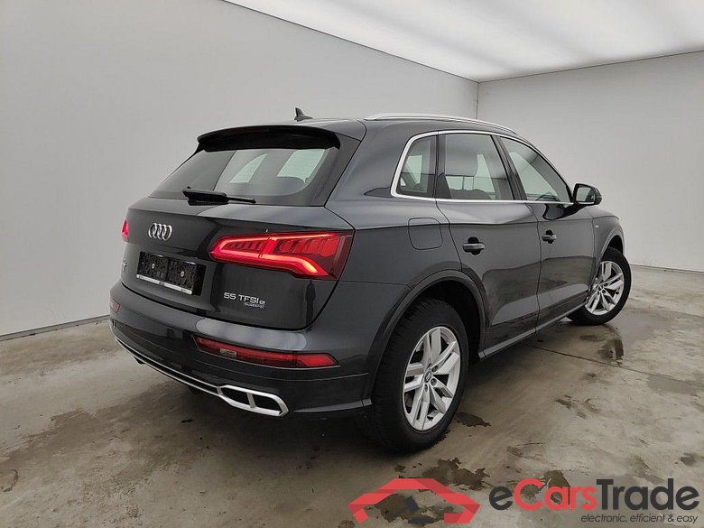 Audi Q5 Sport 55 TFSi e S tronic quattro 5d #5