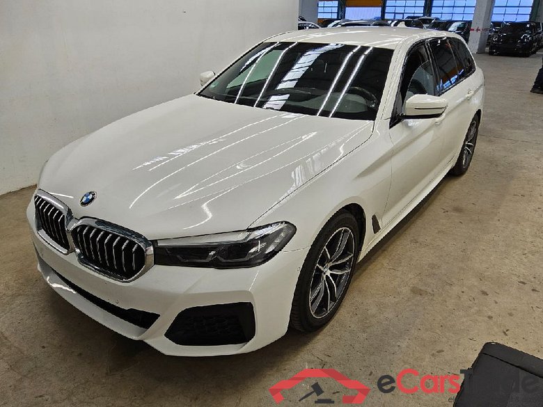 BMW 5-Serie Touring ´16 Baureihe 5 Touring 520 d xDrive M Sport 2.0 140KW AT8 E6d #1