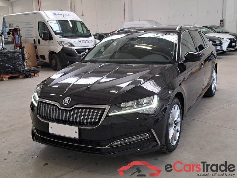 Skoda 23 SKODA SUPERB WAGON / 2019 / 5P / STATION WAGON 1.4 TSI PLUG-IN HYBRYD EXECUTIVE DSG