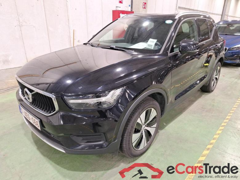 VOLVO XC40 2.0 D3 GEARTRONIC MOMENTUM PRO #1