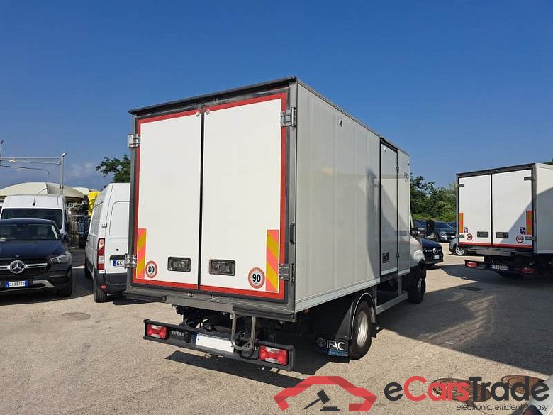 Iveco 68 IVECO DAILY / 2019 / 2P / CABINATO 60C18H 3750 QUAD-TOR RG #2