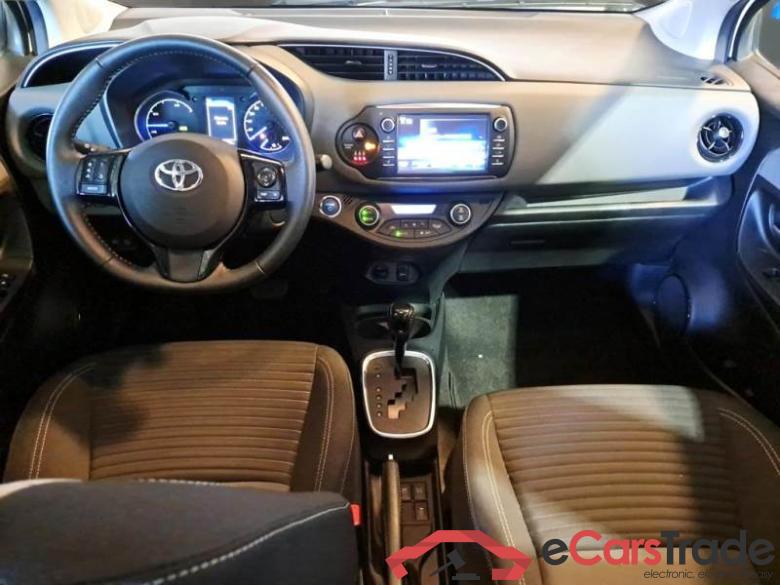 Toyota 10 TOYOTA YARIS / 2017 / 5P / BERLINA 1.5 HYBRID BUSINESS #3