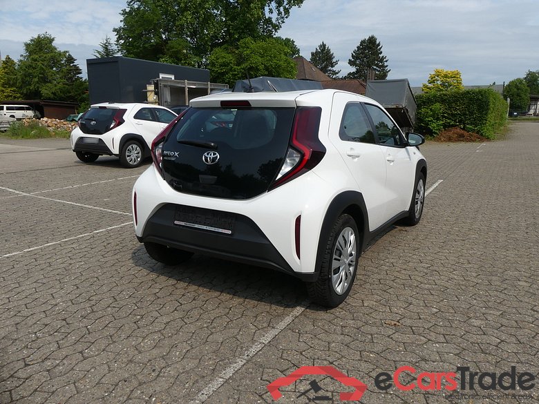 Toyota DE - LimS5 1.0 VVT-i EU6d, Play (EURO 6d), 2022 - 2024 Aygo X #3