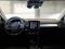 preview Volvo XC40 #2