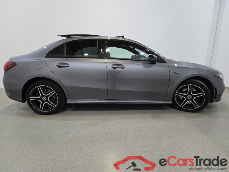 Mercedes A 250e Plug-In Hybrid Limousine AMG Night Aut. Pano LED-Xenon Widescreen Ambient Navi 1/2 Sport-Leather-Alcantara KeylessGo Camera Klima PDC ... #5