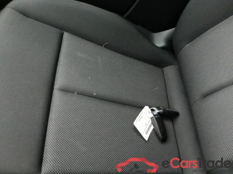 AUDI A3 SPORTBACK - 2020 35 TFSI 150hp S tronic (EU6AP) 5d #4 AUDI A3 SPORTBACK - 2020 35 TFSI 150hp S tronic (EU6AP) 5d #4