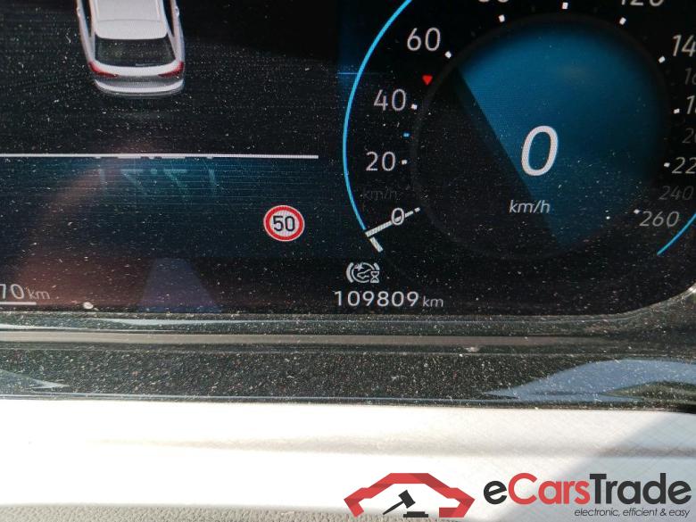 VOLKSWAGEN Golf / 2020 / 5P / familiar Life 2.0 TDI 85kW (115CV) DSG Variant #5