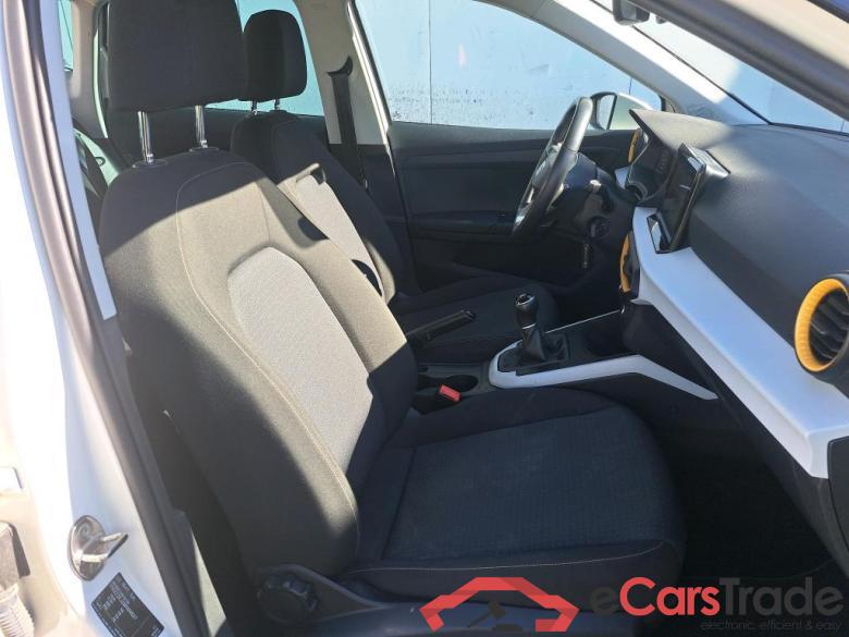 SEAT Arona / 2017 / 5P / todoterreno 1.0 TSI 81kW (110CV) Style Plus (AC) #6