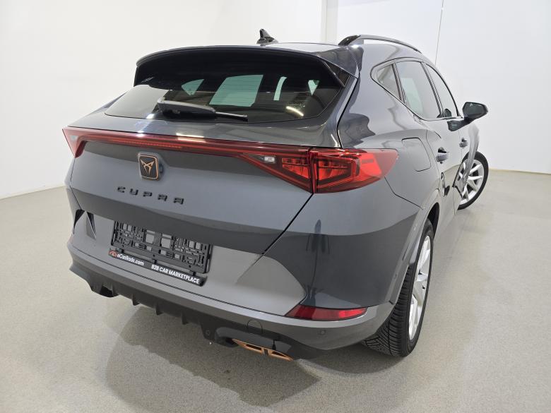 Cupra Formentor 1.4i Plug-In Hybrid Aut. LED-Xenon Virtual Ambient ACC Navi 1/2 Leather KeylessGo Camera Klima PDC ... #4