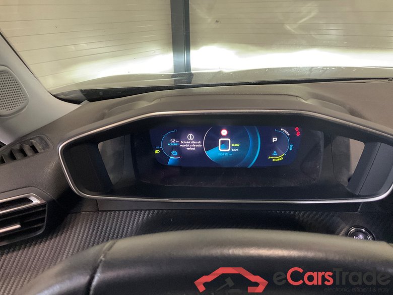 PEUGEOT e-2008 EV All. Pack 50 kWh #6