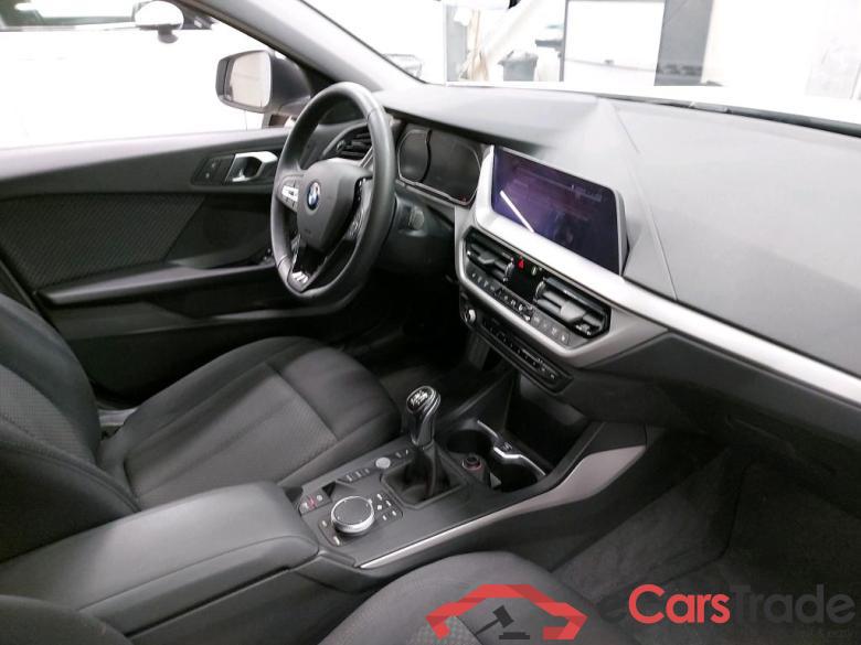 BMW - BMW 1 HATCH 116d 116PK Advantage Pack Business With HEated Seats & Live CockPit Nav Plus & Parking Assistant Pack #3