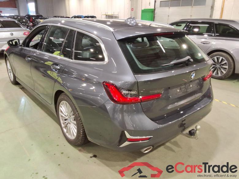 BMW 3 TOURING - 2019 330eA PHEV #2