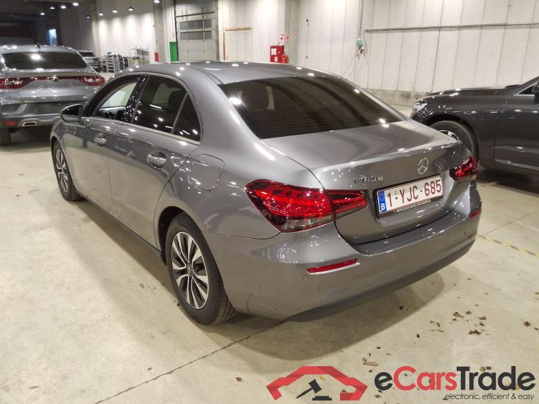 MERCEDES-BENZ CLASS A SEDAN DIESEL (V177) A 180 d Business Solution #2