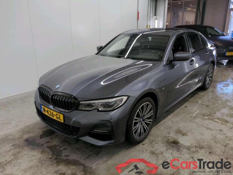 BMW 3-serie 320e Bns Ed. Pl. #1