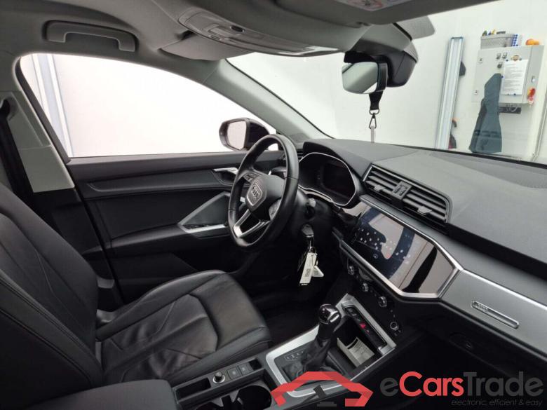 AUDI Q3 45 TFSIE S-TRONIC #3