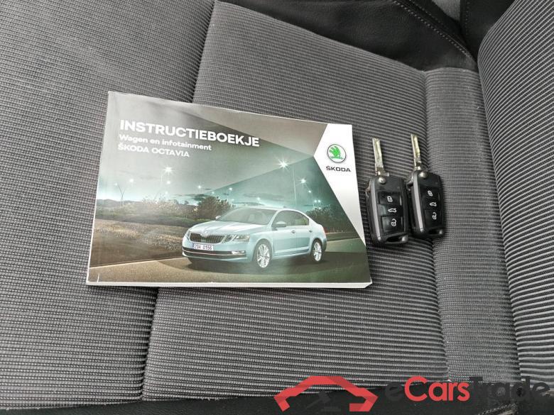 SKODA Octavia Combi 85 kW #6