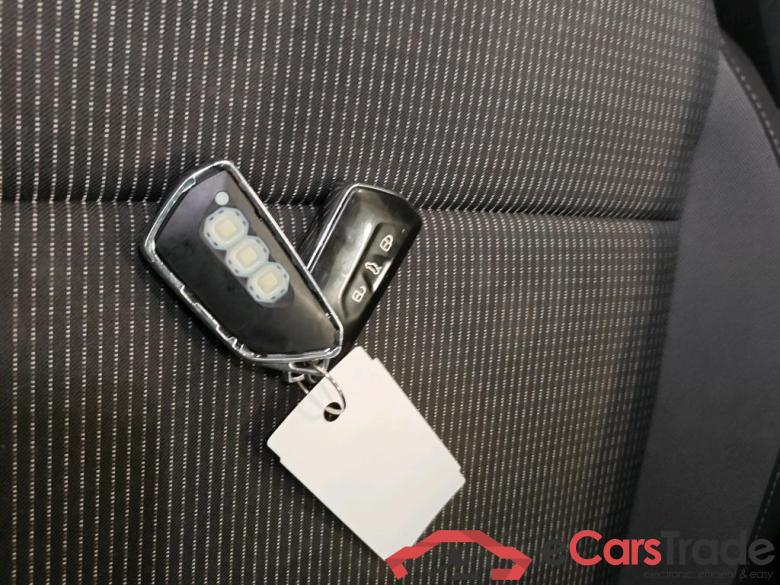 SKODA Octavia Combi 81 kW #6