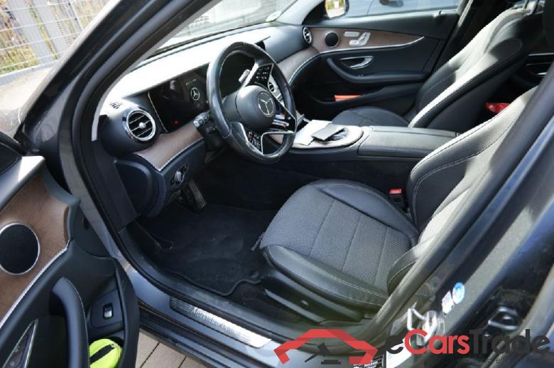E -Klasse T-Modell E 300 de 4Matic (213.211)Avantgarde 2.0 225KW AT9 E6d #4