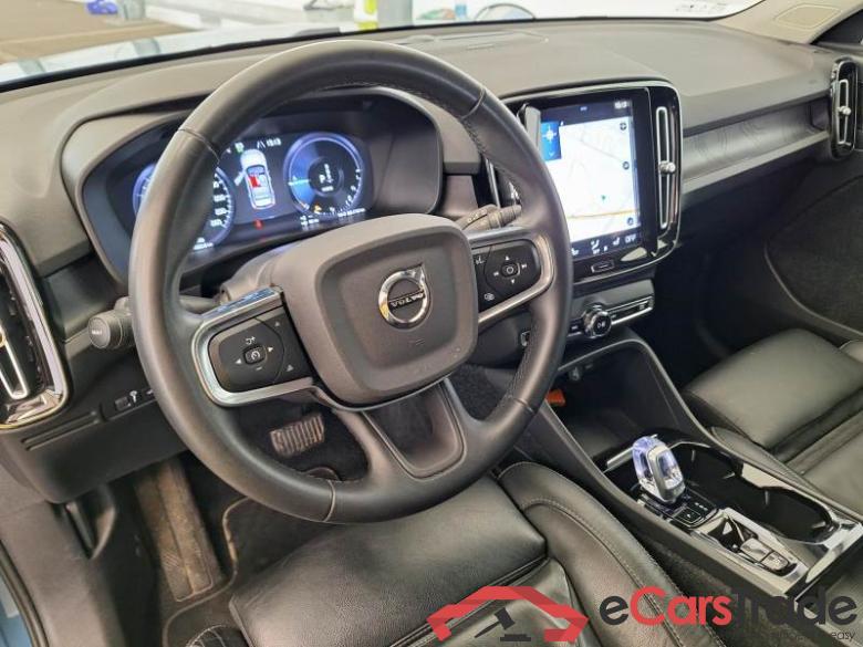 VOLVO XC40 / 2021 / 5P / SUV T5 RECHARGE PLUG-IN AUTO PLUS BRIGHT #3