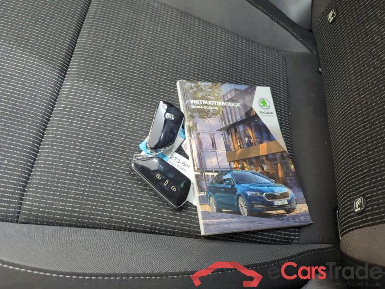 SKODA Octavia Combi 81 kW #6