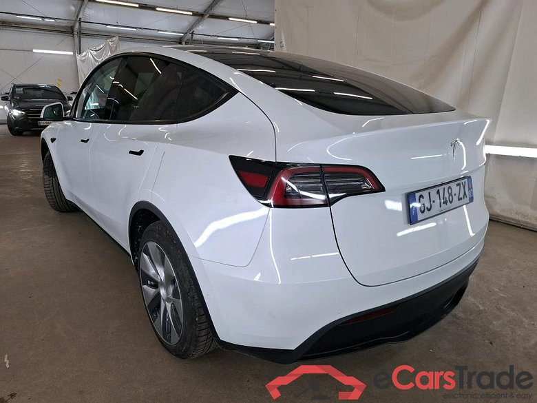 TESLA Model Y / 2020 / 5P / SUV Long Range Dual Motor AWD #3