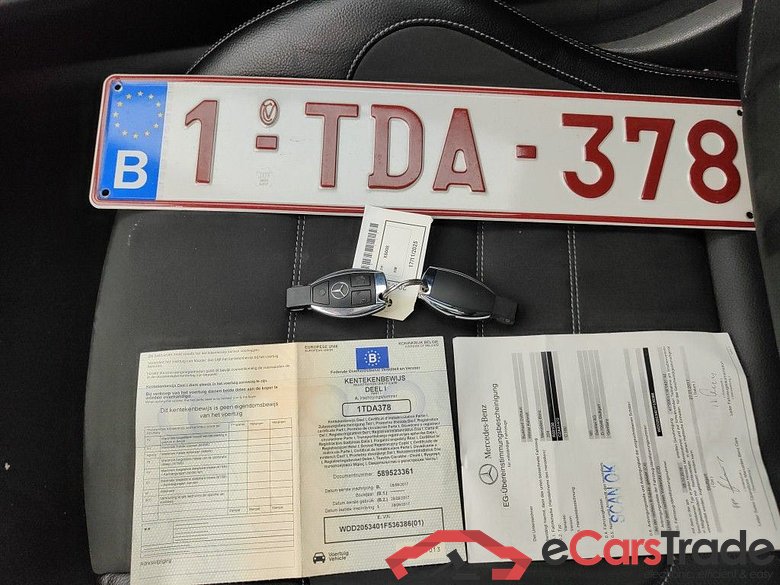 Mercedes-Benz C-Klasse Coupé C 180 Aut. 2d #4