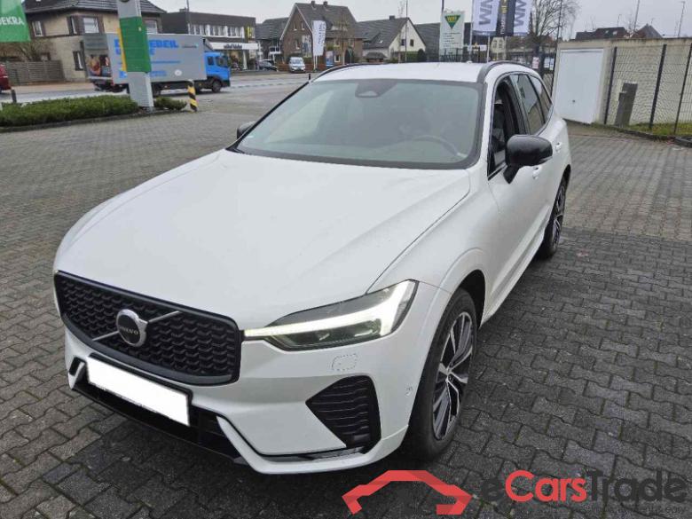Volvo XC60 (03.2017->) DE - SUV5 B5 (Benzin) AWD EU6d, Plus Dark Mild-Hybrid (EURO 6d), (Facelift) 2022 #1