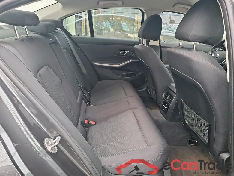 BMW 3 - 2019 318iA OPF #6