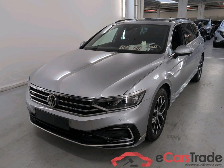 VOLKSWAGEN PASSAT VARIANT 1.4 TSI MSQ VARIANT GTE BUSINESS #1