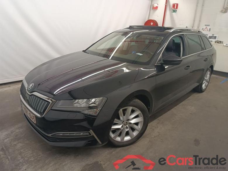 Skoda Superb Combi 1.4 TSI iV 160kW DSG6 Style 5d #1