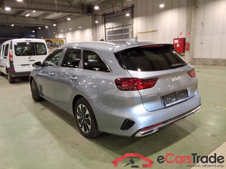 KIA CEE'D SPORTSWAGON 1.6 GDI PHEV BUSINESS LINE DCT #2