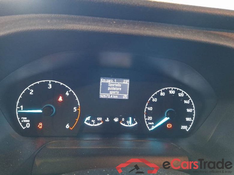 FORD TRANSIT CUSTOM / 2018 / 4P / FURGONE 300 L2H2 TREND 2.0 ECOBLUE MHEV 130 CV #4