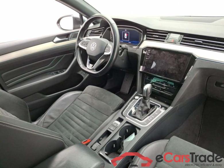 VOLKSWAGEN PASSAT 1.5 TSI R-Line Business + DSG #3