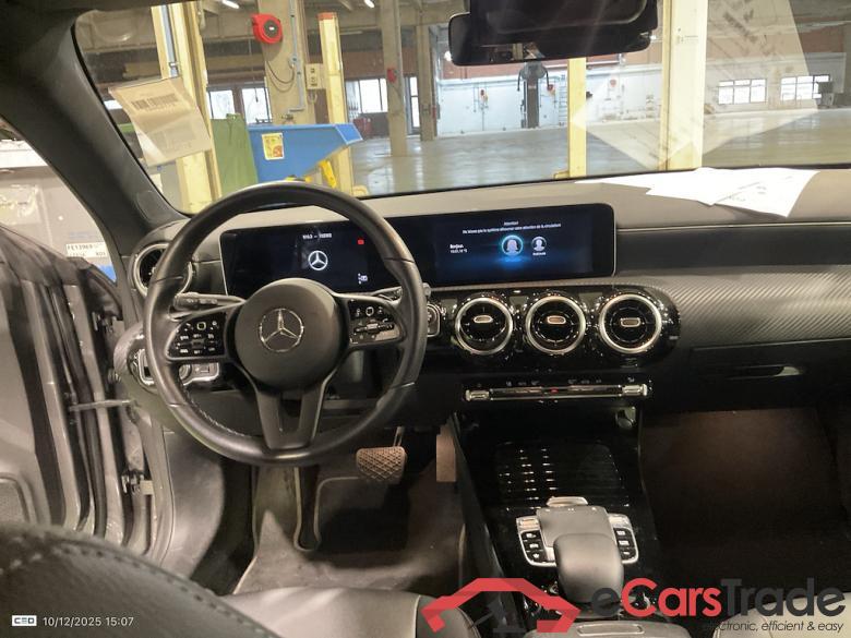 Mercedes CLA 180d SB Aut. LED-Xenon Navi-Pro 1/2 Leather KeylessGo Camera Klima PDC ... #6